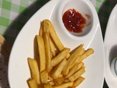 -哟吼艺术餐厅·亲子·生日宴