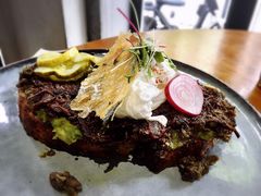慢煮牛肉温泉蛋吐司-O'mills Sourdough Bakery&Bistro(永嘉路店)