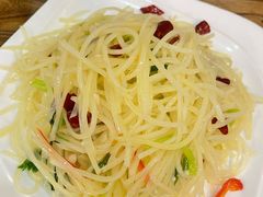 酸辣土豆丝-董立兵烤鸭店(明湖店)