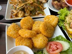 -Green Tree Rest. & Pub