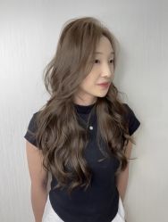 -虫二·专注健康烫染沙龙