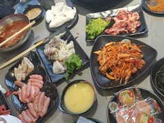 -啊美丽炭火烤肉(滑翔一店)