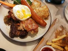 打趸一哥扒拼盘-打趸BTC·Breaktime cafe(北京路店)