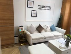 -HEYAN荷妍专业脱毛连锁机构