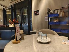 -必胜客(尹山湖歌林公园店)