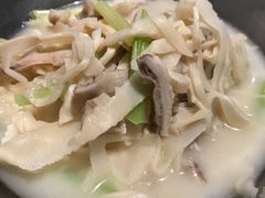 鸡汁脆笋煨香猪肚尖-漓江又一軒·广西菜·桂林米粉(梅林店)