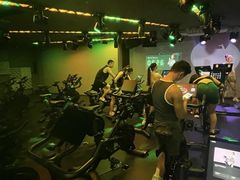 -TANGO LIVEHOUSE动感单车(巴黎春天店)