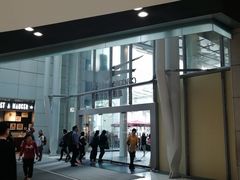 -东荟城名店仓