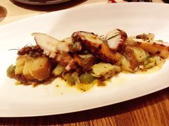 章鱼配小土豆-Mercato莫卡多露台餐厅与酒吧(K11店)
