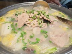 -蜜桃餐厅·伴山(湖滨商业街店)