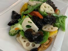 -雅逸居海鲜小厨