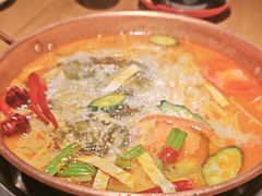 -洱火云南酸菜牛肉火锅(石景山当代商城店)