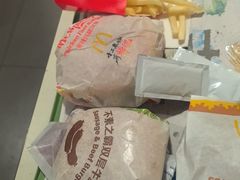 -麦当劳(东直门外大街店)