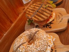 -Catch Bagel(芳草地店)