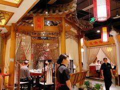 -万重锦·人文川菜馆(骡马市店)