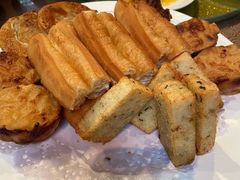 茨饭糕-东方明珠老上海8号餐厅
