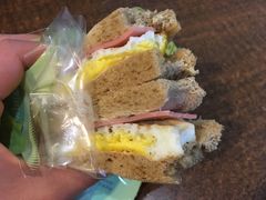 全麦火腿三明治-全家便利店(天目山路三店)