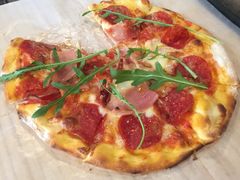 -Gather pizza