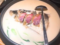 鱼头豆腐汤-金牌外婆家(苏州中心店)