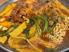 -喇喇排骨火锅·传统韩式脊骨汤(望京西园总店)