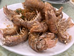 椒盐濑尿虾-鹏城人家海鲜酒家·23年老字号(较场尾店)
