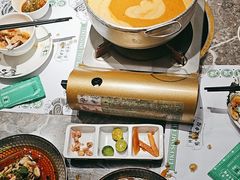 -禄婶鸡煲·打边炉