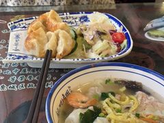 -长人馄饨铺(解放街店)