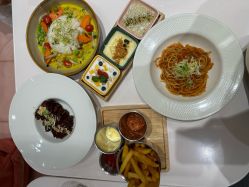 -奈尔宝·儿童乐园·亲子餐厅(华采天地店)