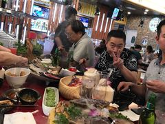 -牛魔王时尚回转餐厅