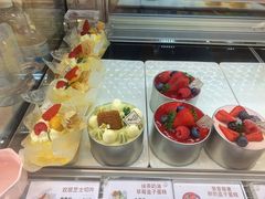 -花花卷卷·鲜食蛋糕(静安久光百货店)