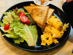 -必胜客(证大大拇指店)