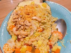 大叻经典菠萝海鲜炒饭-米纸越南小馆(金鹰世界店)