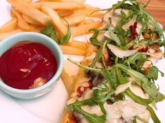 -Kitchen·Y洋厨房西餐厅(王府壹号店)