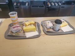 -麦当劳(郑州东高铁站店)