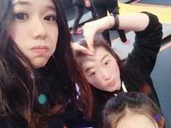 -嘿哟动霸CHUA·新潮玩运动娱乐中心·蹦床滑冰团建乐园