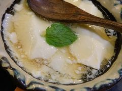 柳州北站豆腐花-老表记广西宵夜螺蛳鸭脚煲(西大店)