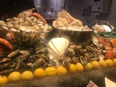 -OPEN開全日自助餐厅·西餐·海鲜(佛山希尔顿酒店)