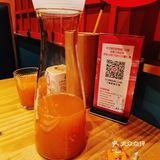 都是烤好了直接端上来，不用自己烤，很方便