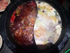 -火云天重庆火锅自助(中山路店)