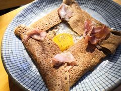 奶油蘑菇鸡蛋培根煎饼-TIENSTIENS将将(三里屯店)
