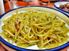 -臻吃客主题餐厅(人民路店)