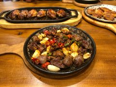 -老东镇啤酒屋海鲜加工·蒸汽海鲜·海鲜烧烤(台东店)