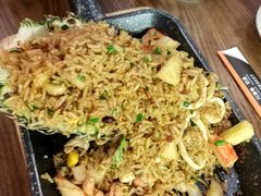 西班牙菠萝海鲜炒饭-唯语西餐厅(坦洲店)