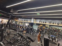 -VLines耀能运动24小时·月付制健身(京广桥店)