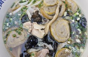 Xiangxiang Egg Roll Noodles