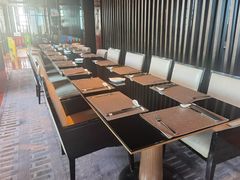 -唐拉雅秀酒店-西锦汇空中BBQ·思创餐厅