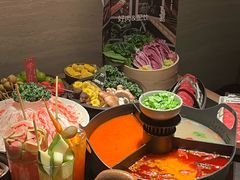 -三出山火锅(南京万象天地店)