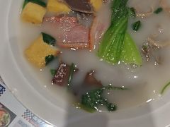 -大脸鸭记鸭血粉丝·小锅米线(水游城店)