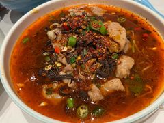 -犇逸·乐山跷脚牛肉·四川现炒(览海店)
