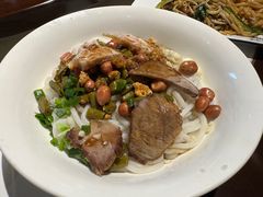 -牛八宝桂林米粉(八里庄店)